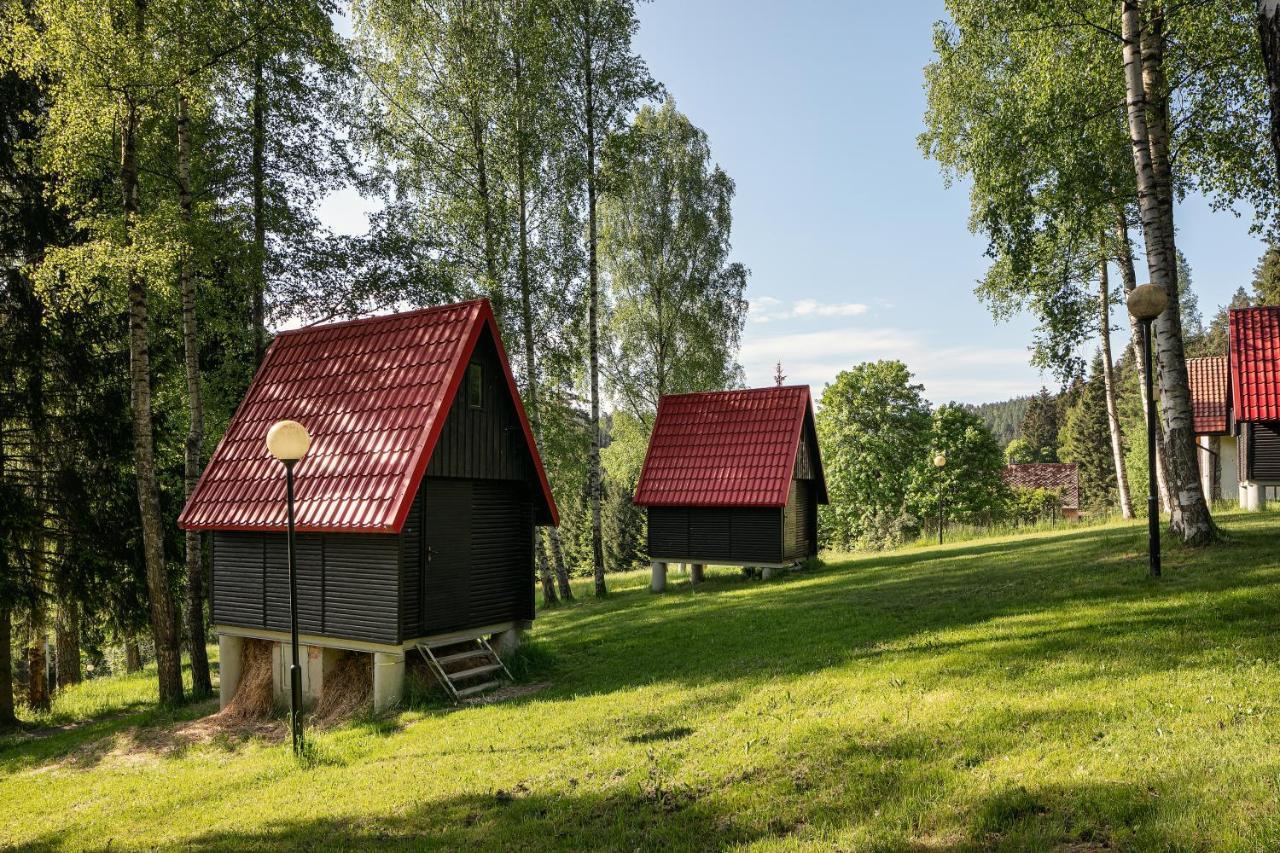 Chatky Skalni Mlyn Adršpach Buitenkant foto